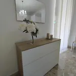 Delizioso Con Terrazzo In Centro-delicious With Terrace * Sanremo